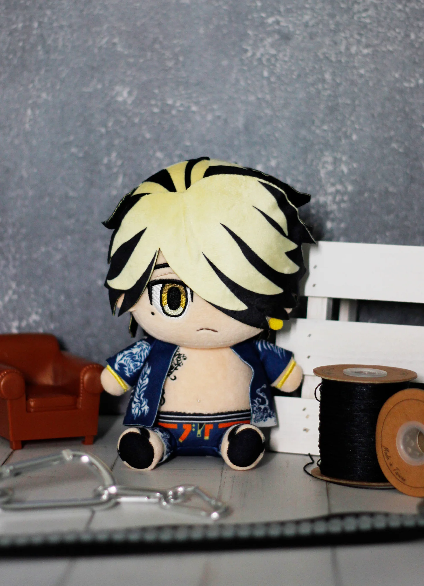 Tokyo Revengers - Hanemiya Kazutora Sitting Pose Plush 7"H - Image 4