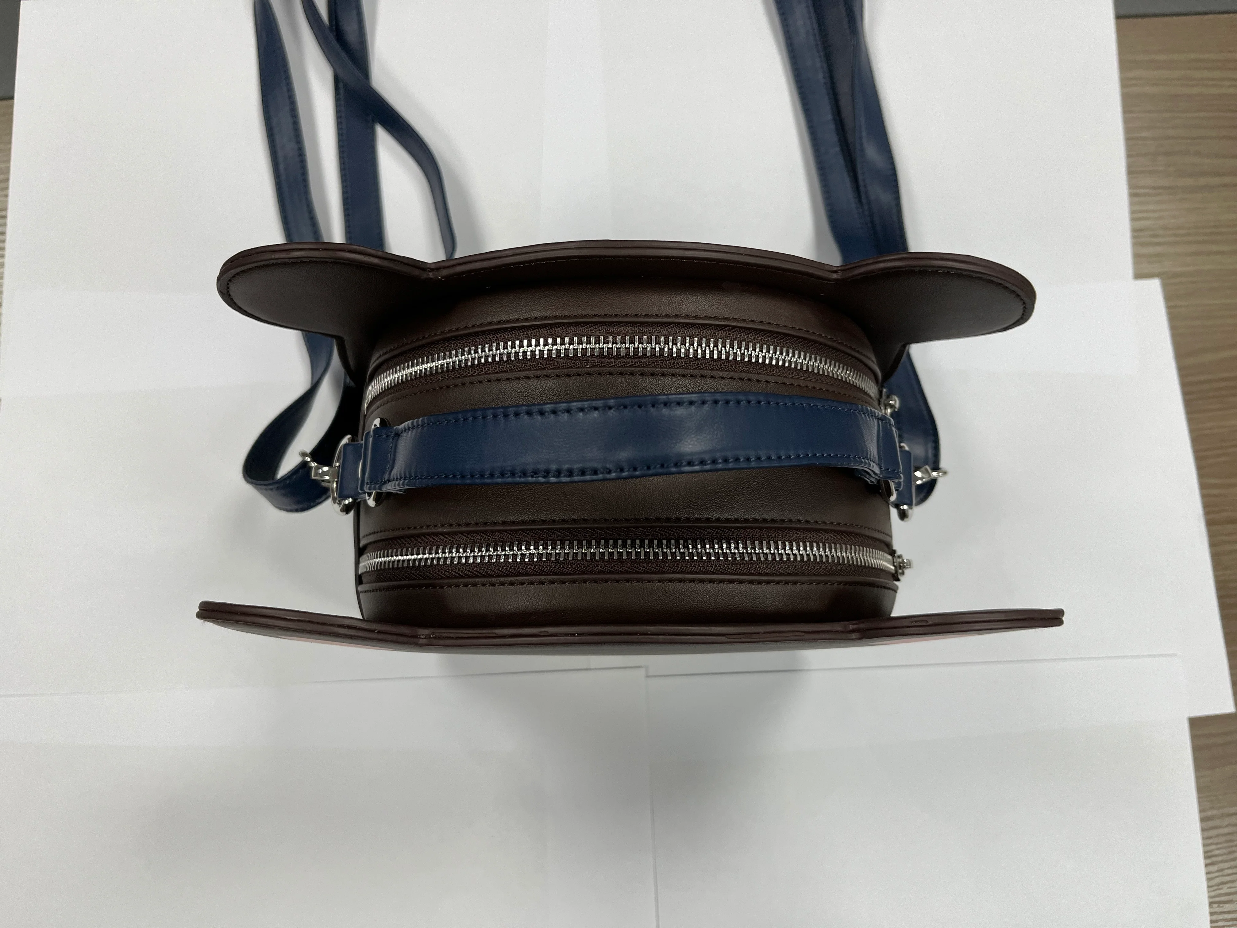 JUJUTSU KAISEN - TSUKAMOTO REVERSIBLE MINI BACKPACK - Image 3
